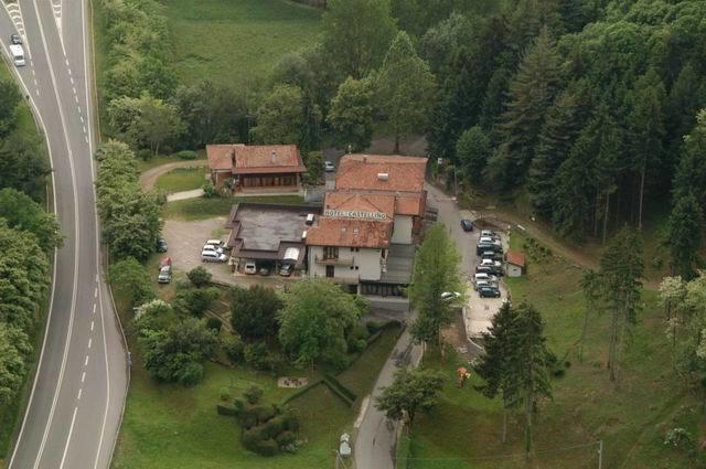 Albergo Il Castellino Darfo Boario Terme Exterior foto
