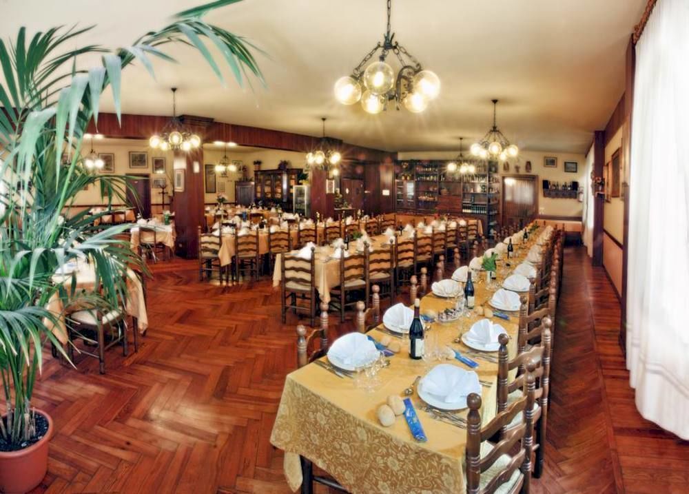 Albergo Il Castellino Darfo Boario Terme Exterior foto